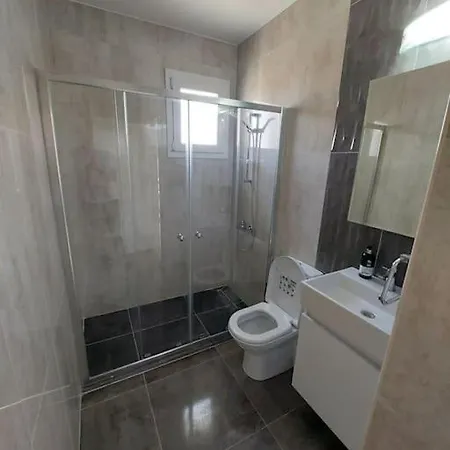 아파트 1 Bedroom - New Furnishings Trikomo